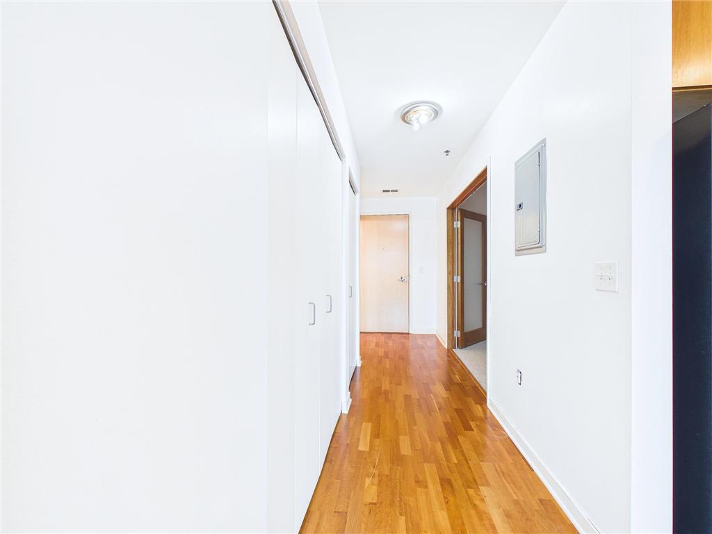 929 Portland Avenue #1304 Minneapolis MN 55404 7058799 image9