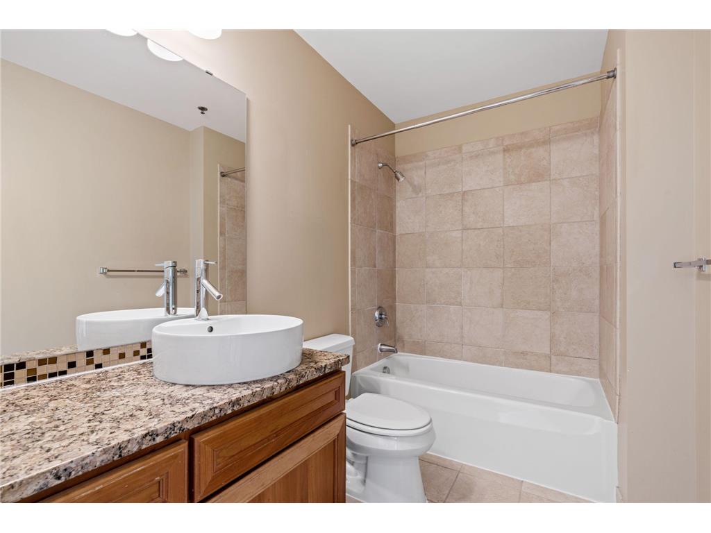 929 Portland Avenue #2005 Minneapolis MN 55404 7081685 image17