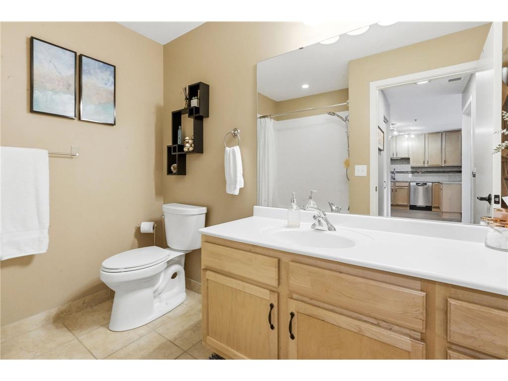 929 Portland Avenue #208 Minneapolis MN 55404 7107933 image16
