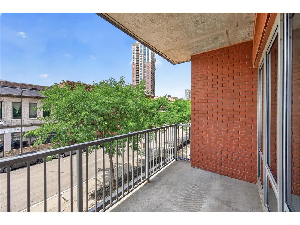 929 Portland Avenue #209 Minneapolis MN 55404 7105294 image25