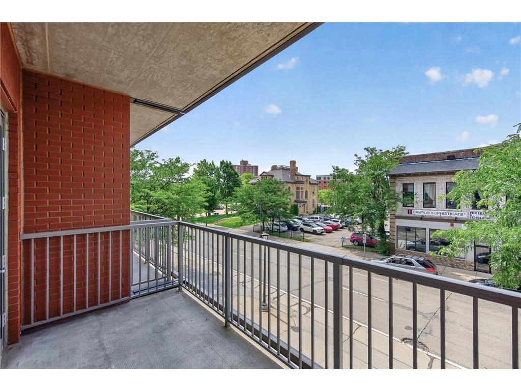 929 Portland Avenue #209 Minneapolis MN 55404 7105294 image26
