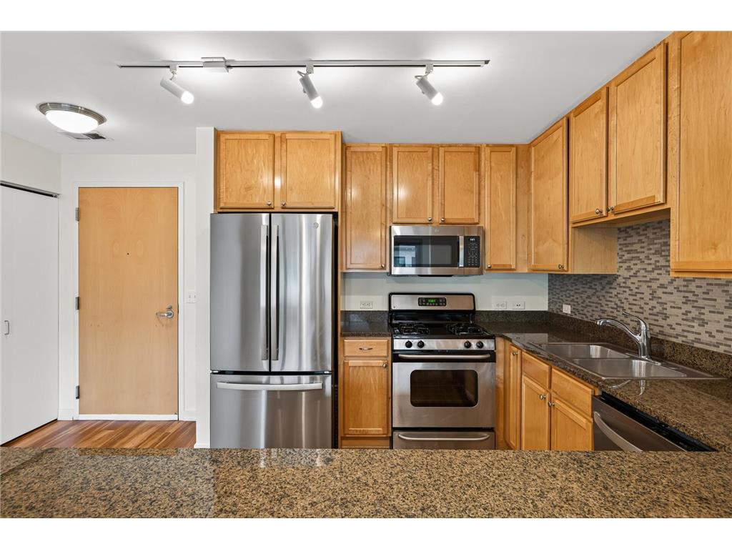 929 Portland Avenue #209 Minneapolis MN 55404 7105294 image4