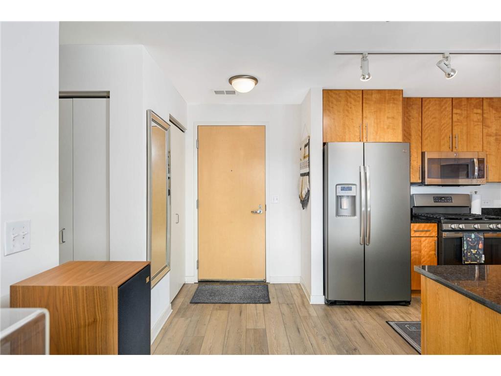 929 Portland Avenue #309 Minneapolis MN 55404 7051435 image8