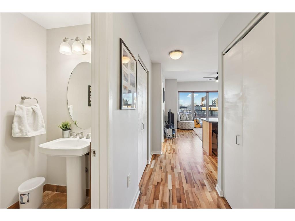 929 Portland Avenue #410 Minneapolis MN 55404 7011840 image12
