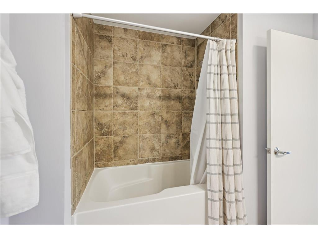 929 Portland Avenue #410 Minneapolis MN 55404 7011840 image21