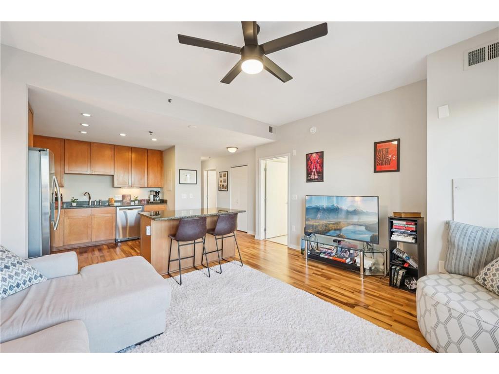 929 Portland Avenue #410 Minneapolis MN 55404 7011840 image3