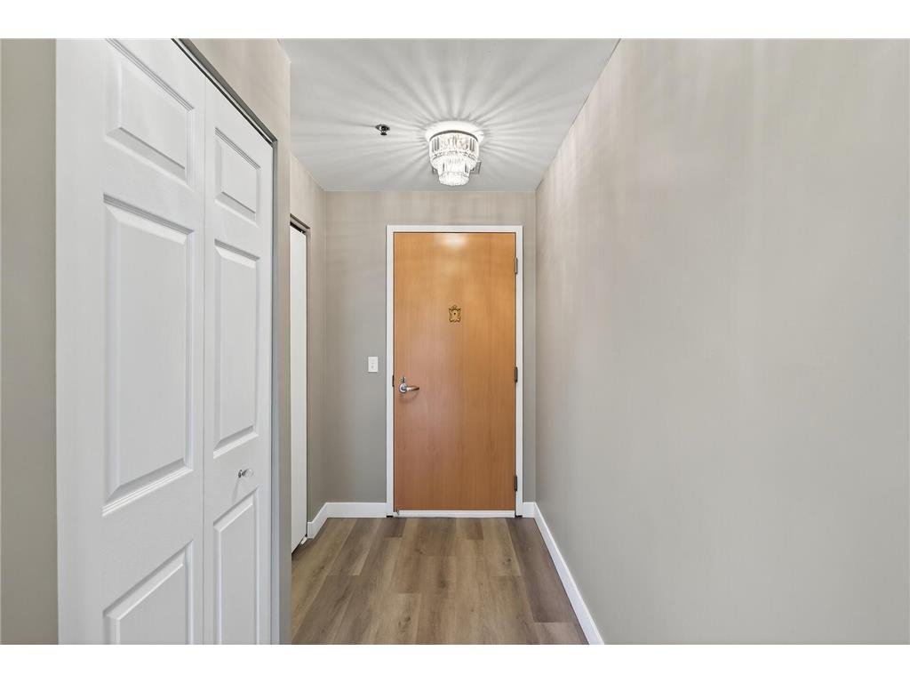 929 Portland Avenue #604 Minneapolis MN 55404 6818007 image3