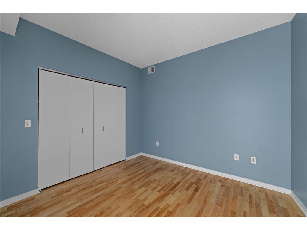 929 Portland Avenue #808 Minneapolis MN 55404 7062626 image11