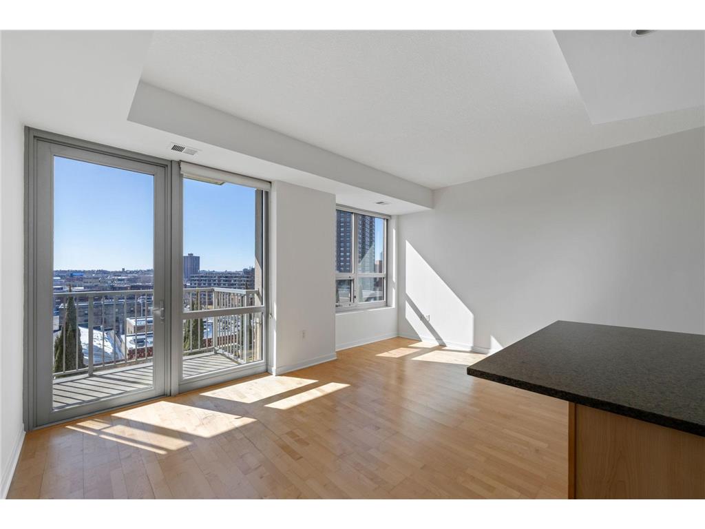929 Portland Avenue #808 Minneapolis MN 55404 7062626 image4