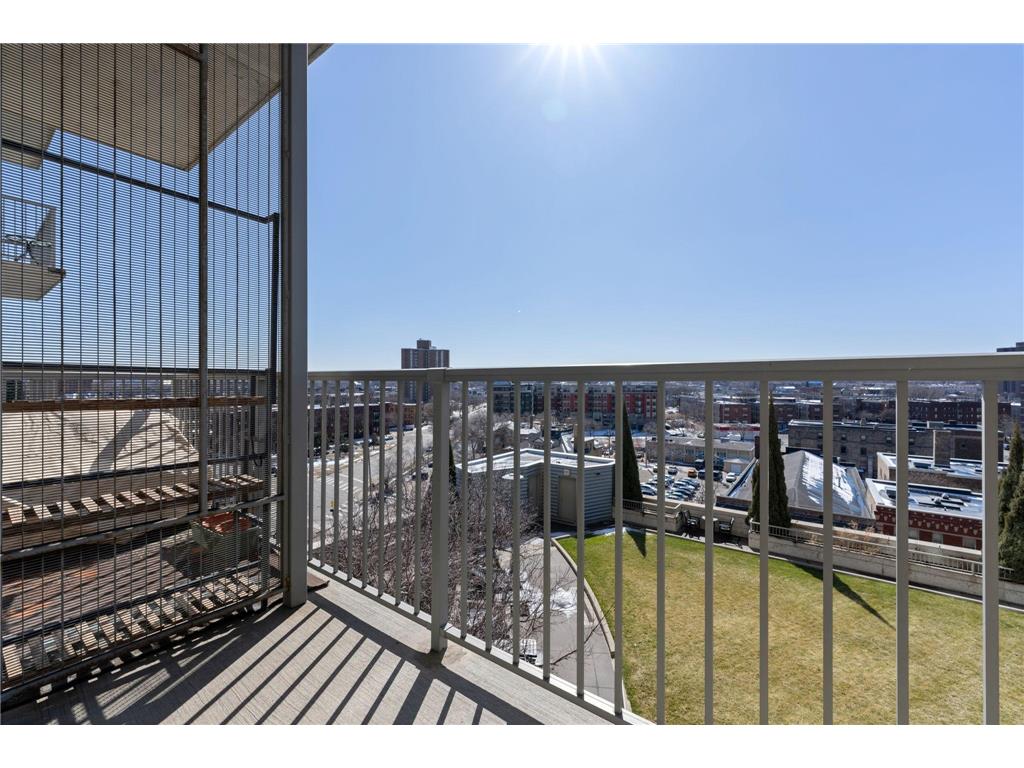 929 Portland Avenue #808 Minneapolis MN 55404 7062626 image9