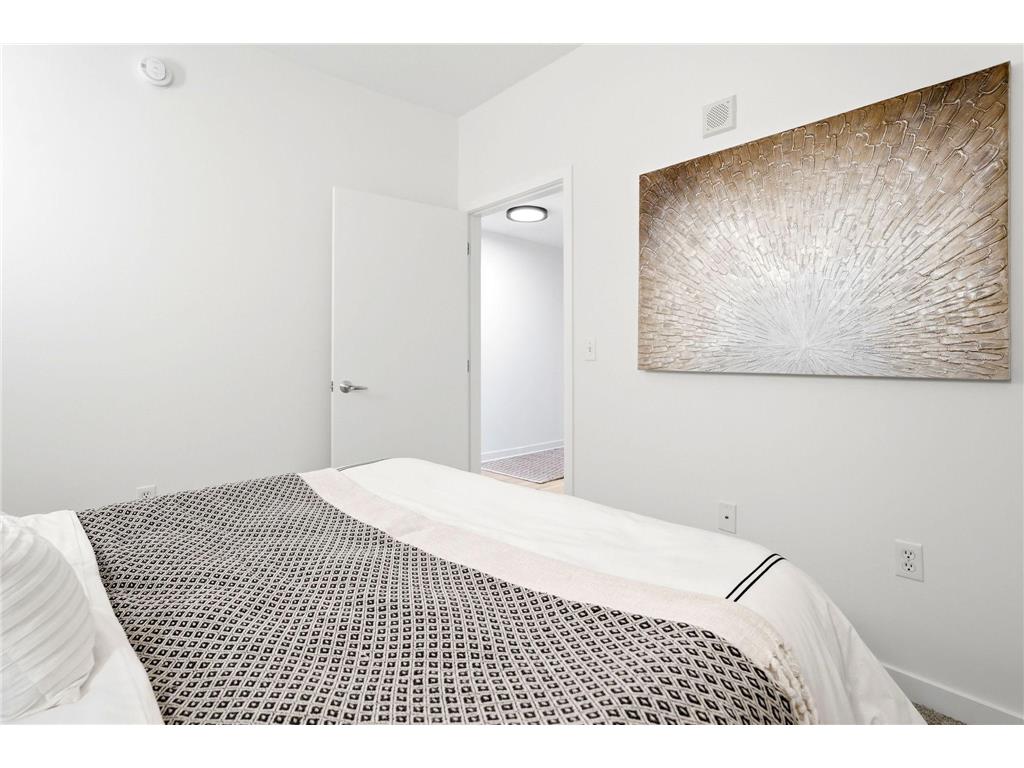 929 Portland Avenue #810 Minneapolis MN 55404 7090815 image21
