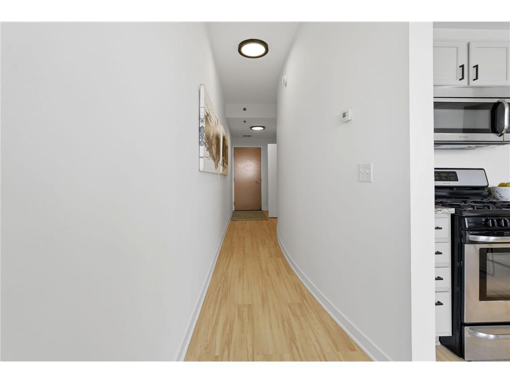 929 Portland Avenue #810 Minneapolis MN 55404 7090815 image26