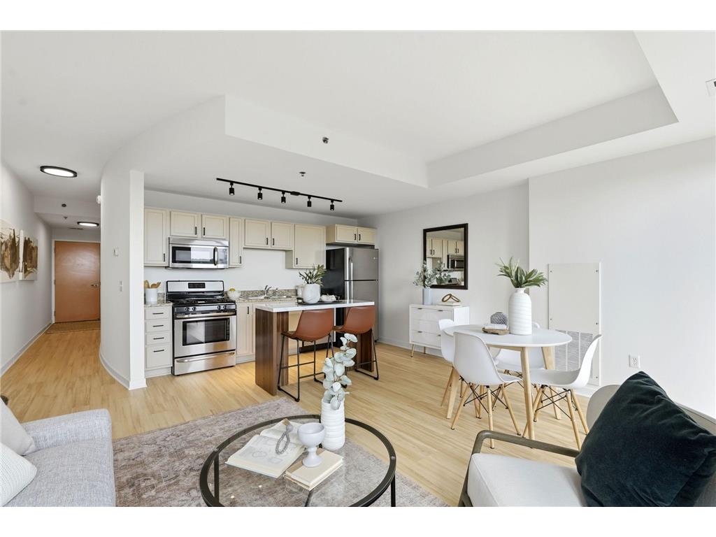 929 Portland Avenue #810 Minneapolis MN 55404 7090815 image9
