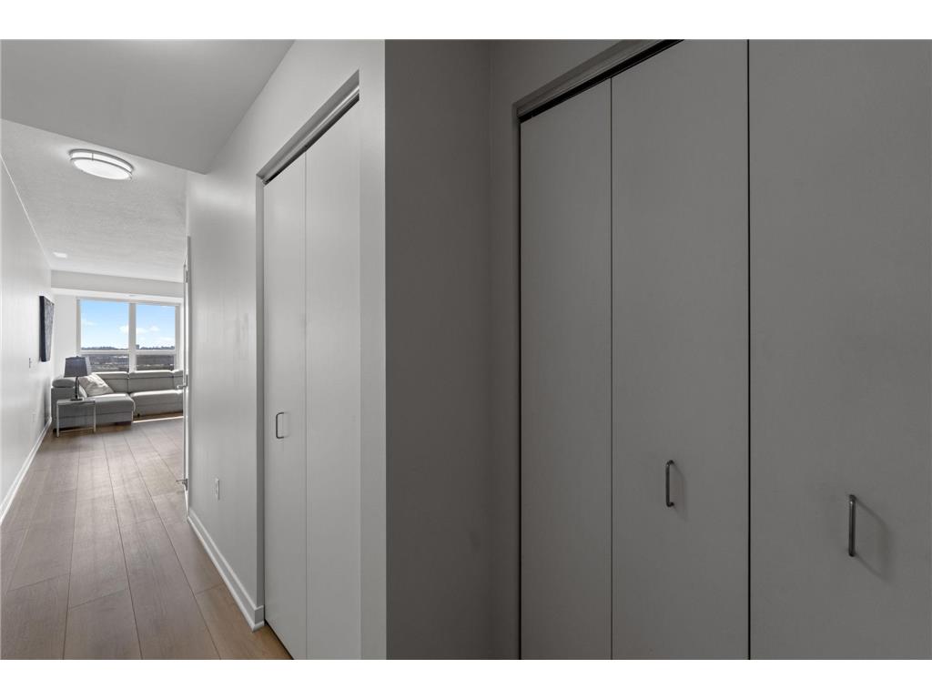 929 Portland Avenue #811 Minneapolis MN 55404 7041380 image17