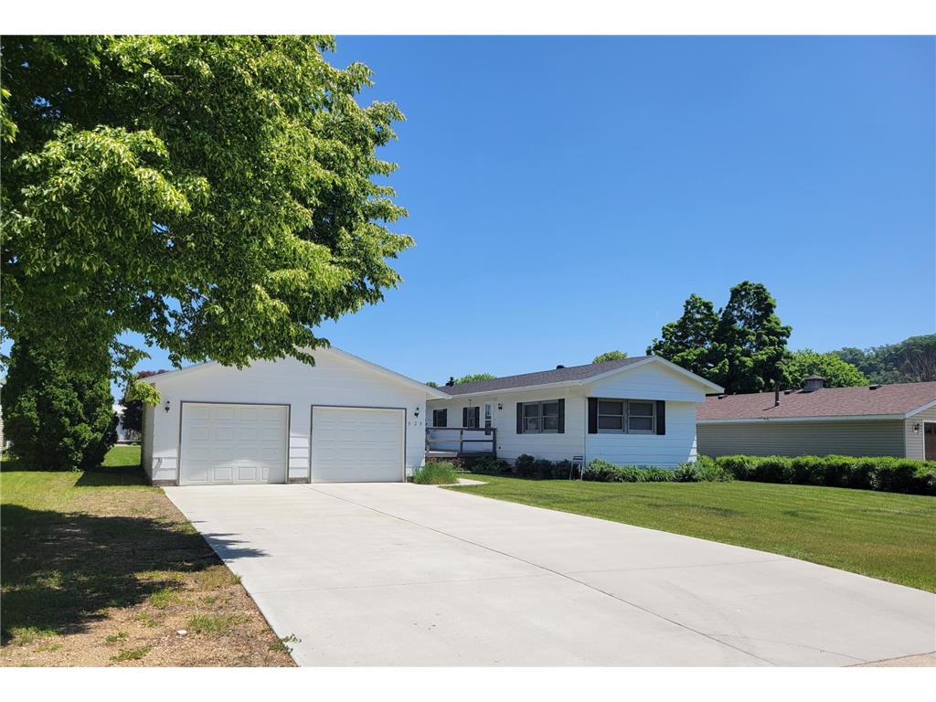 929 W Iowa Street Lake City MN 55041 6382289 image1