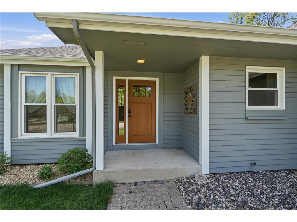 93 Castle Ridge Court Chanhassen MN 55317 7034129 image2