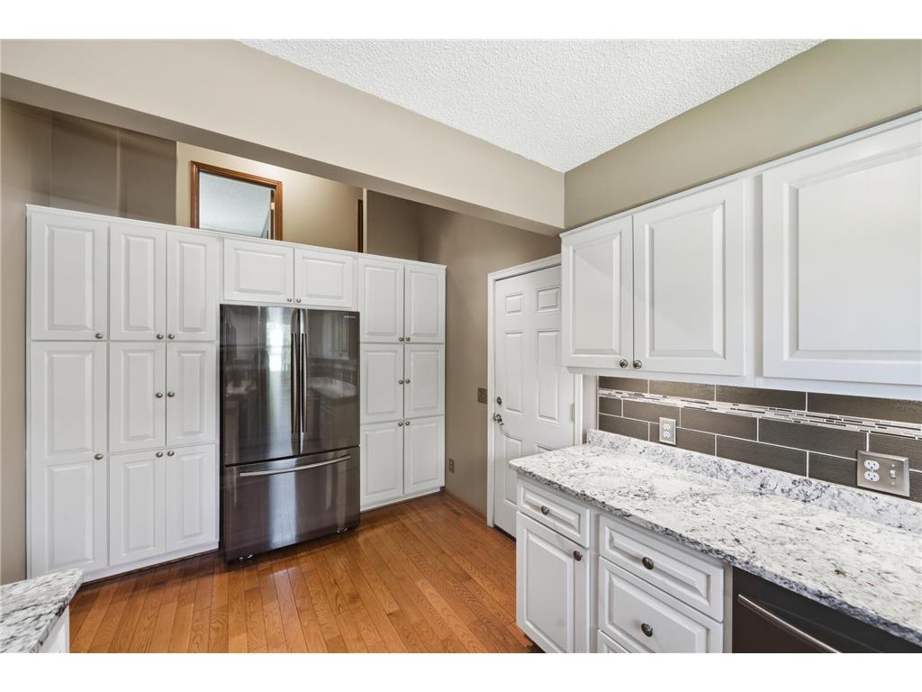 93 Castle Ridge Court Chanhassen MN 55317 7034129 image8