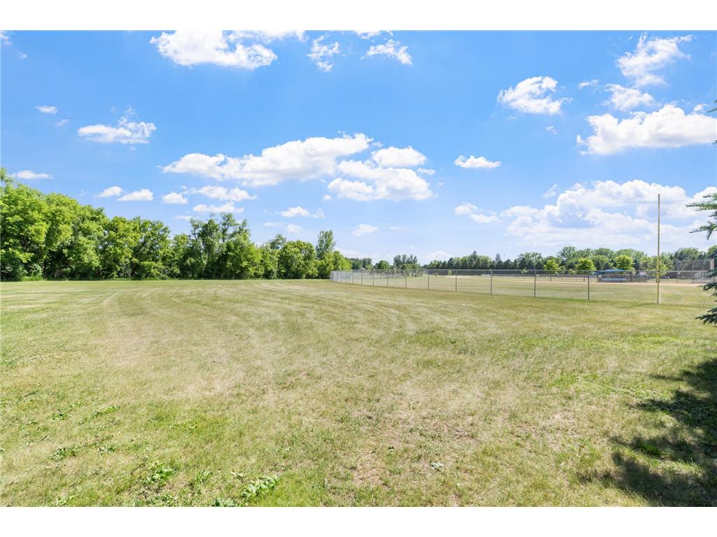 93 Riverside Terrace Watertown MN 55388 7091825 image10