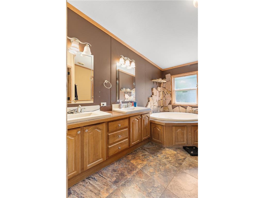 93 Riverside Terrace Watertown MN 55388 7091825 image30