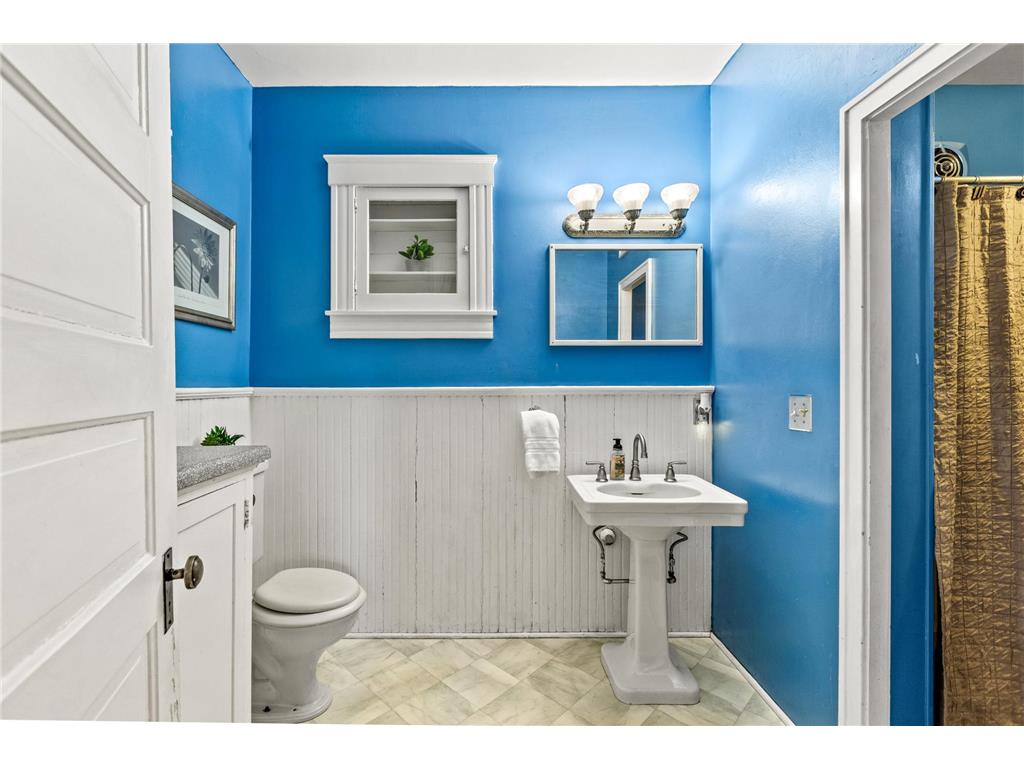 930 3rd Avenue Eau Claire WI 54703 7044182 image36