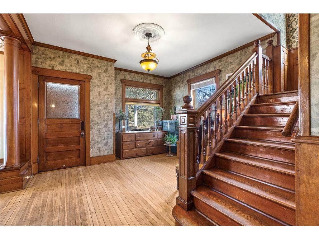 930 3rd Avenue Eau Claire WI 54703 7044182 image4