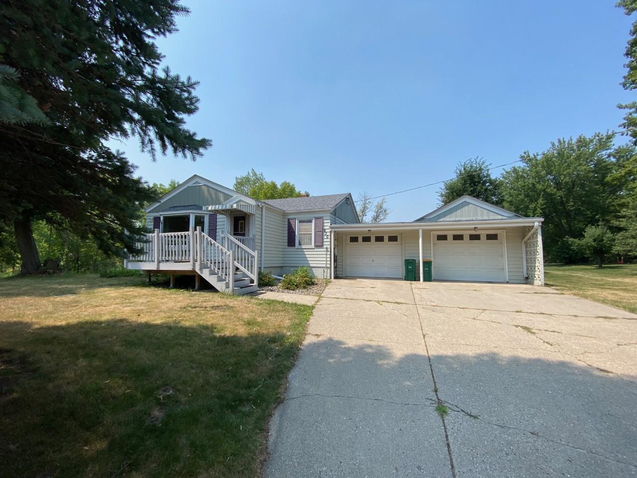 930 Broadway Avenue SW, Cokato, MN 55321 MLS 6074170 Edina Realty