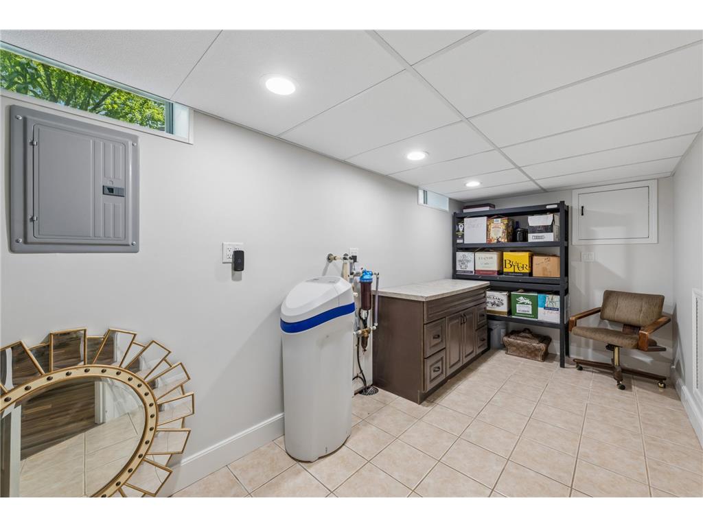 930 Dakota Avenue Orono MN 55356 7078634 image33