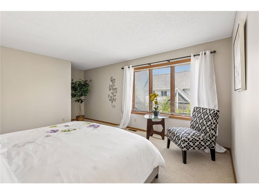 930 Dartmouth Place SE Minneapolis MN 55414 7073458 image28