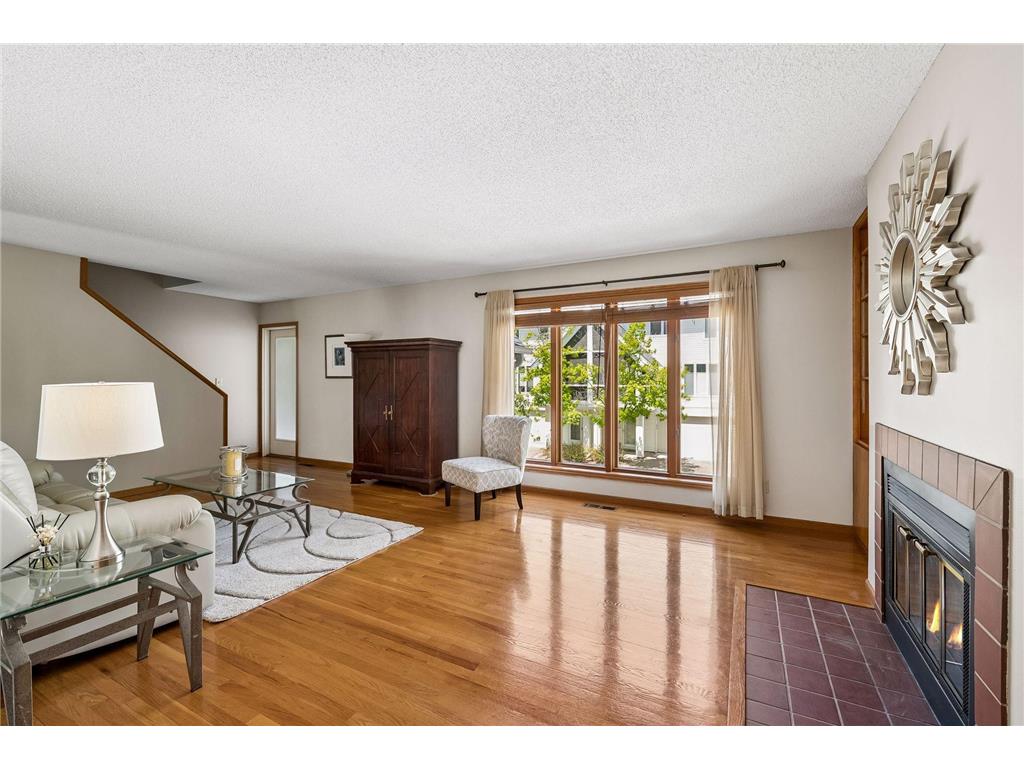 930 Dartmouth Place SE Minneapolis MN 55414 7073458 image8