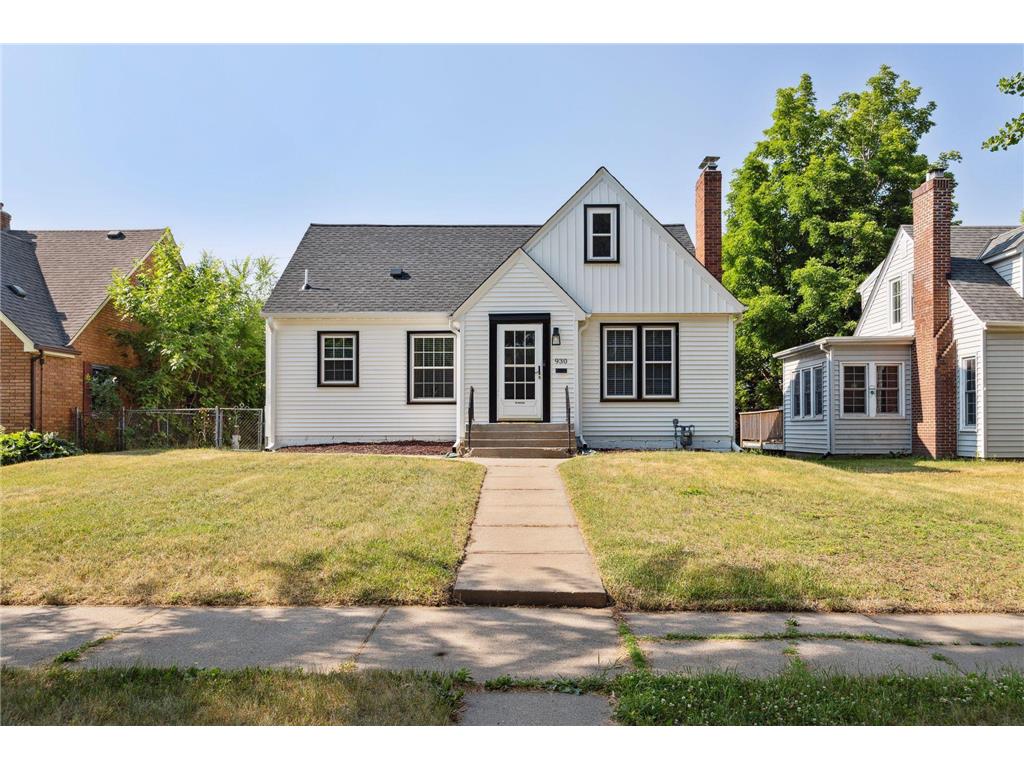 930 Hawthorne Avenue E Saint Paul MN 55106 6392455 image1