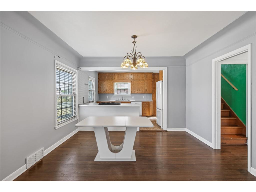 930 Hawthorne Avenue E Saint Paul MN 55106 7045093 image7