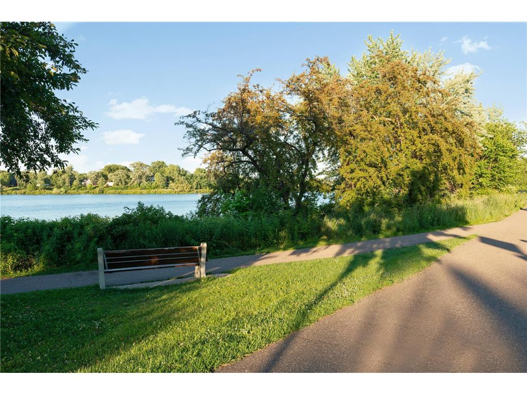930 Nevada Avenue W Saint Paul MN 55117 7023702 image41