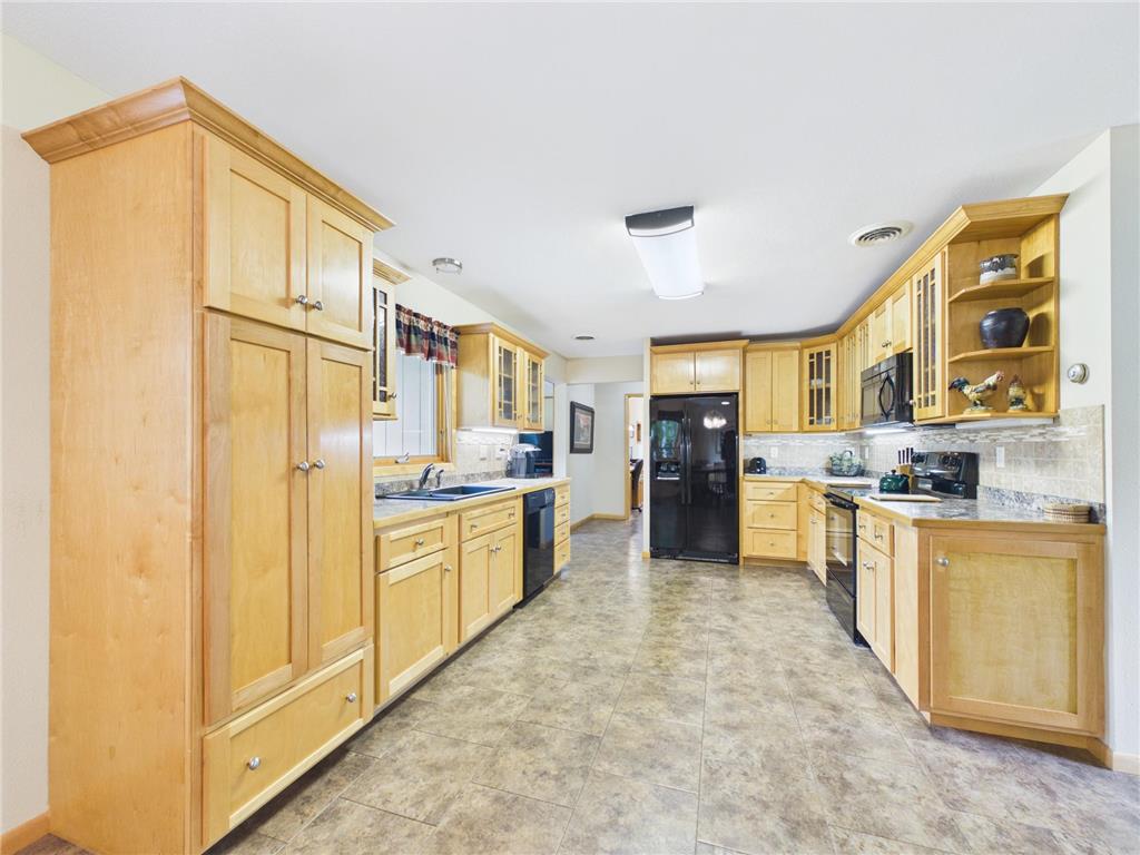 930 S State Highway 104 Glenwood MN 56334 - Minnewaska 7086402 image7