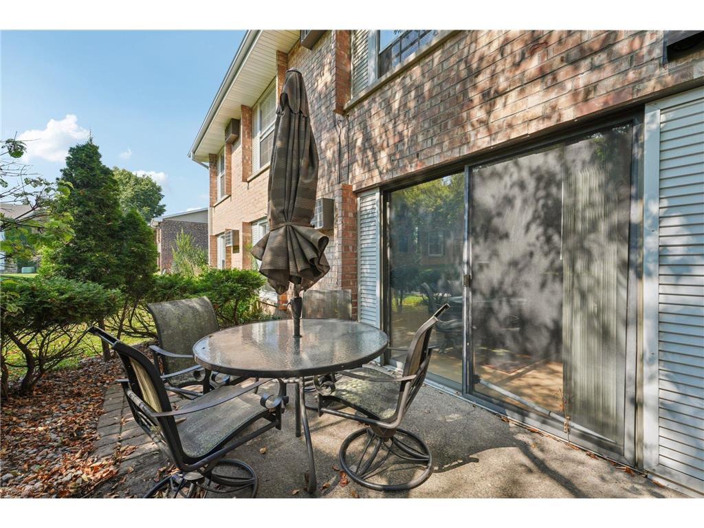 930 Westbrooke Way #4 Hopkins MN 55343 6807497 image16