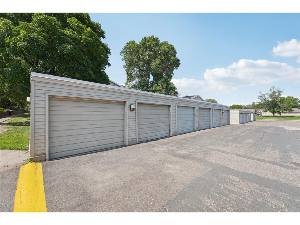 930 Westbrooke Way #4 Hopkins MN 55343 6807497 image17