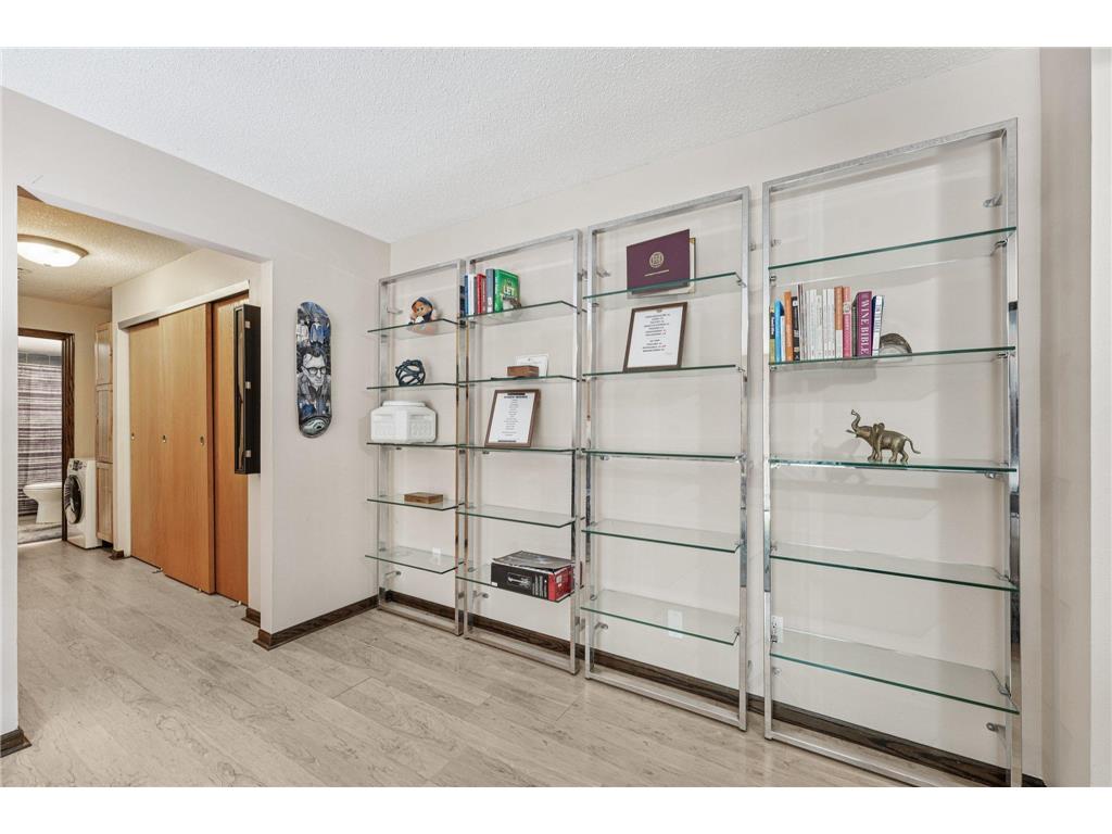 930 Westbrooke Way #4 Hopkins MN 55343 6807497 image24