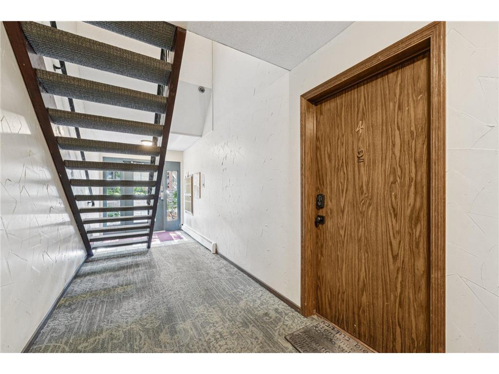 930 Westbrooke Way #4 Hopkins MN 55343 6807497 image6