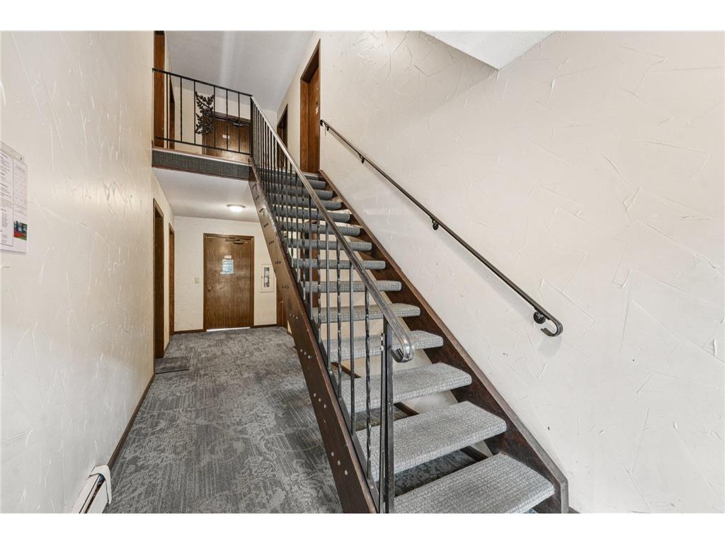 930 Westbrooke Way #4 Hopkins MN 55343 6807497 image7