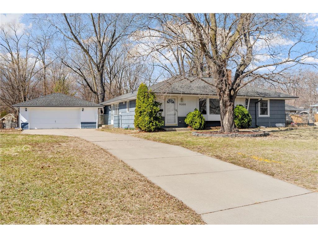 9300 Bloomington Avenue Bloomington MN 55425 6698127 image1