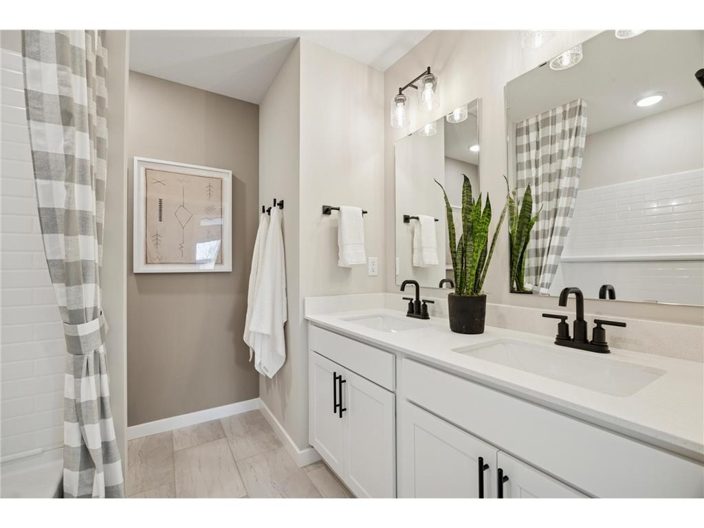 9301 Larimar Trail Eden Prairie MN 55347 7066680 image24