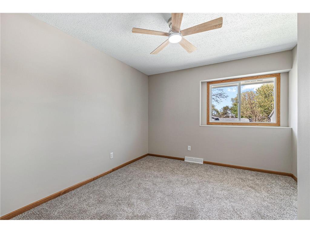 9303 Hallmark Avenue S Cottage Grove MN 55016 7065675 image36