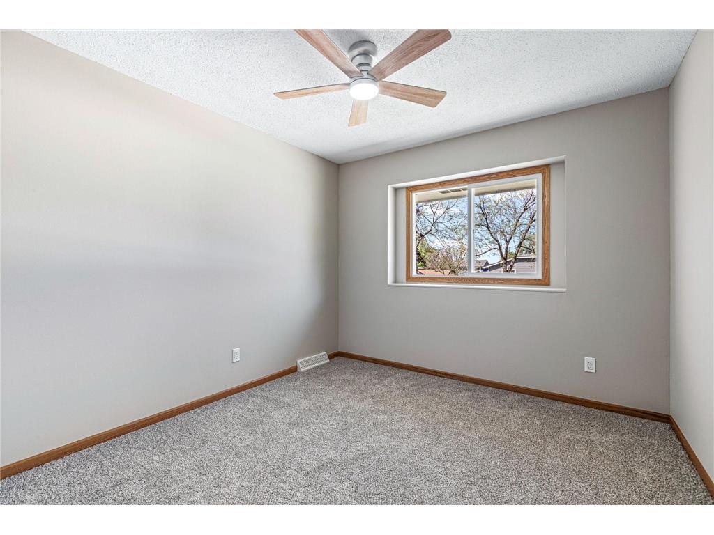 9303 Hallmark Avenue S Cottage Grove MN 55016 7065675 image38