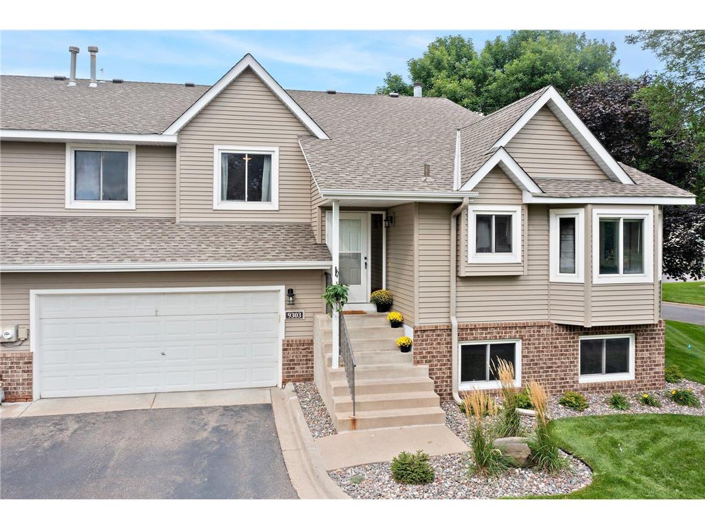9303 Nantwick Lane Brooklyn Park MN 55443 6591257 image1