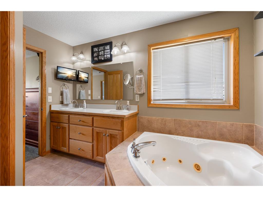 9304 373rd Avenue NW Wyanett Twp MN 55371 7062264 image17