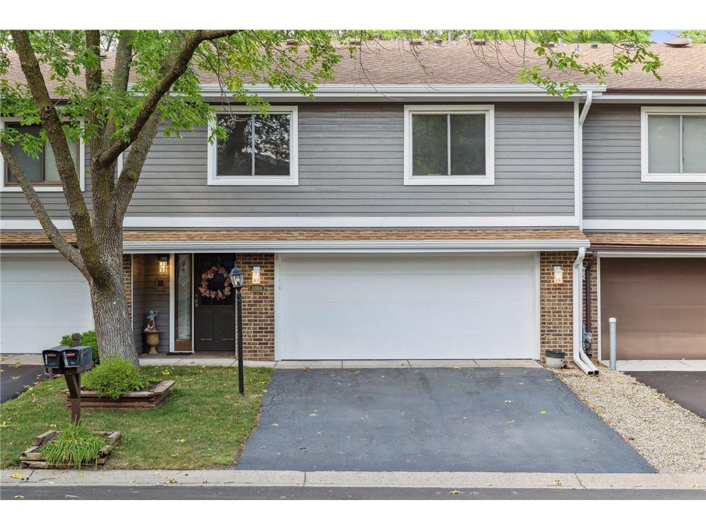 9304 Nesbitt Road Bloomington MN 55437 6422147 image1
