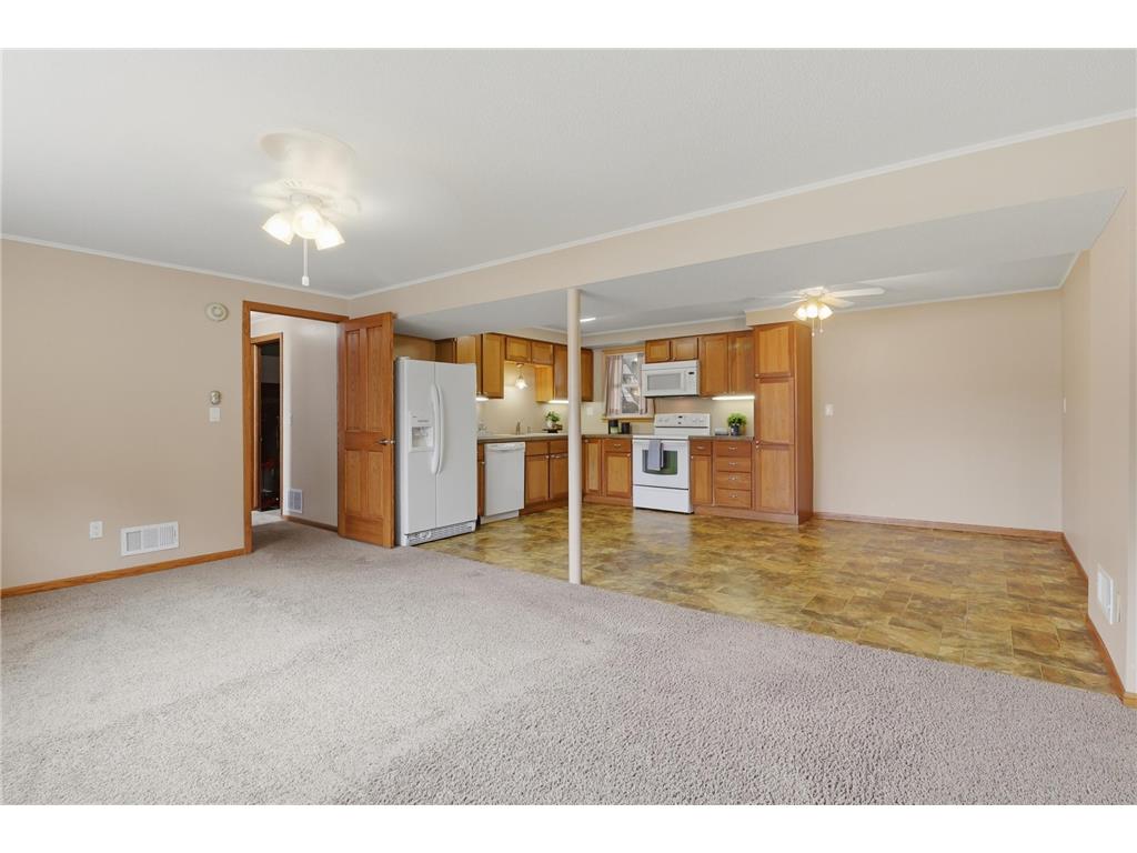 9306 Oakland Avenue S Bloomington MN 55420 7088966 image19