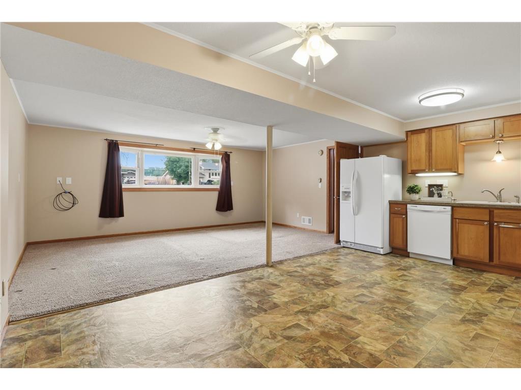 9306 Oakland Avenue S Bloomington MN 55420 7088966 image20