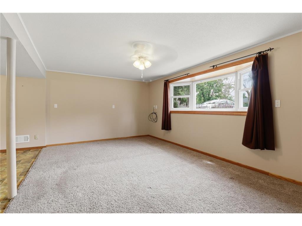 9306 Oakland Avenue S Bloomington MN 55420 7088966 image21
