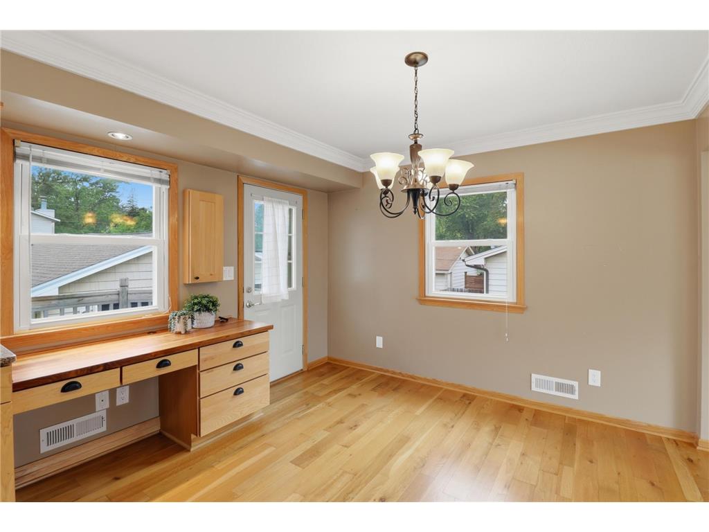 9306 Oakland Avenue S Bloomington MN 55420 7088966 image7