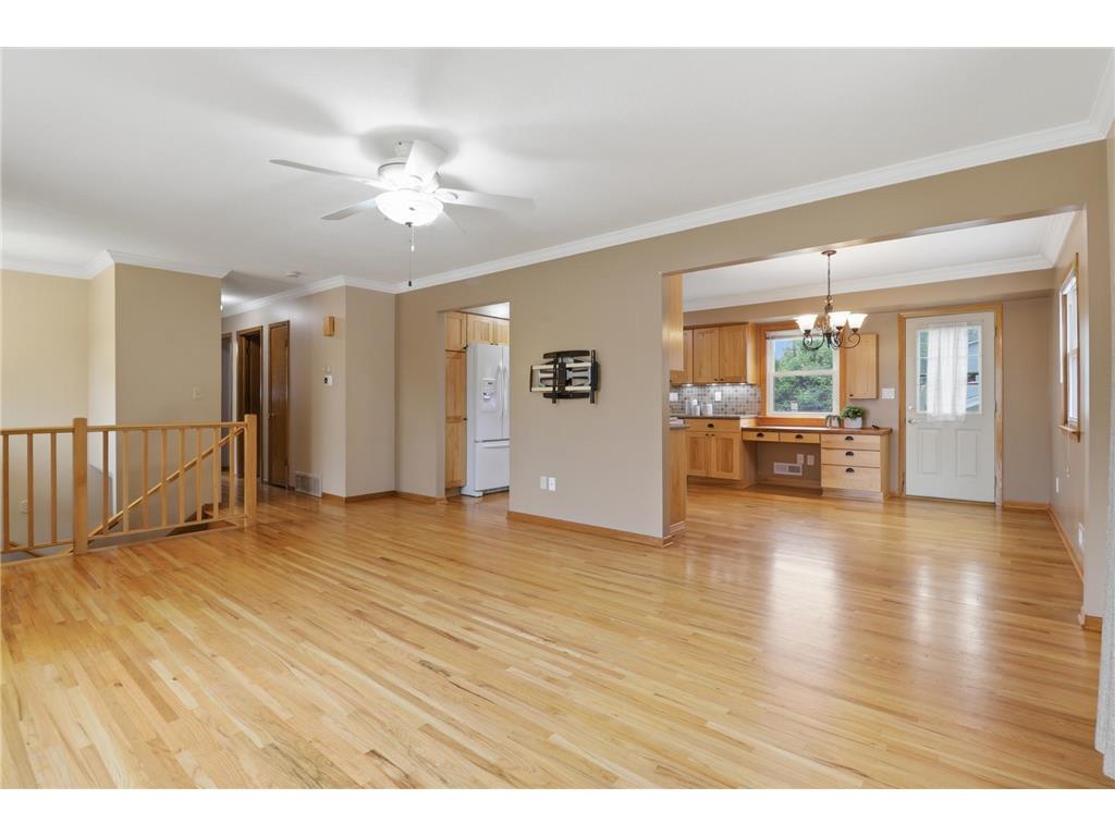 9306 Oakland Avenue S Bloomington MN 55420 7088966 image8